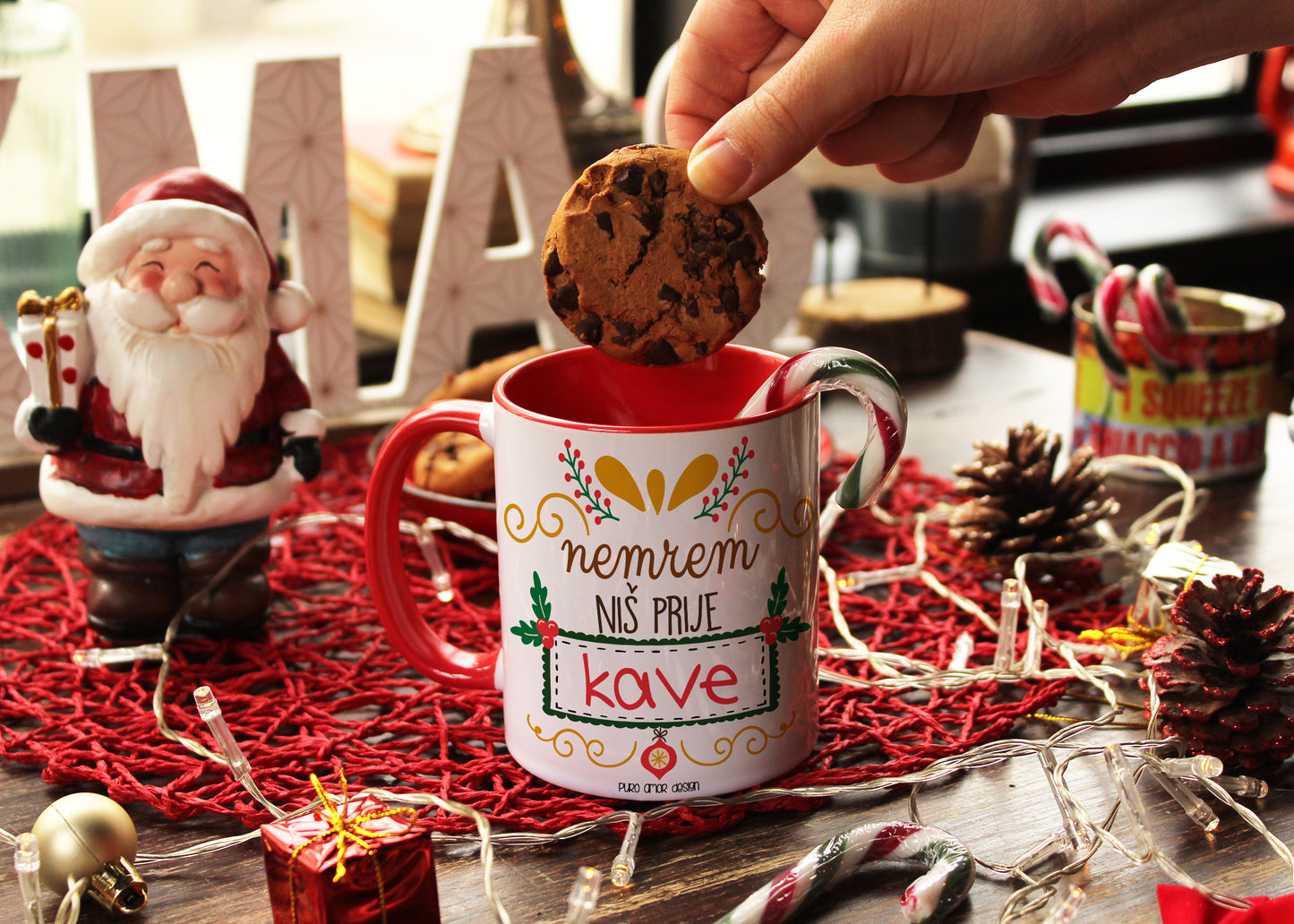 Šalica - Nemrem niš prije kave (božićna)