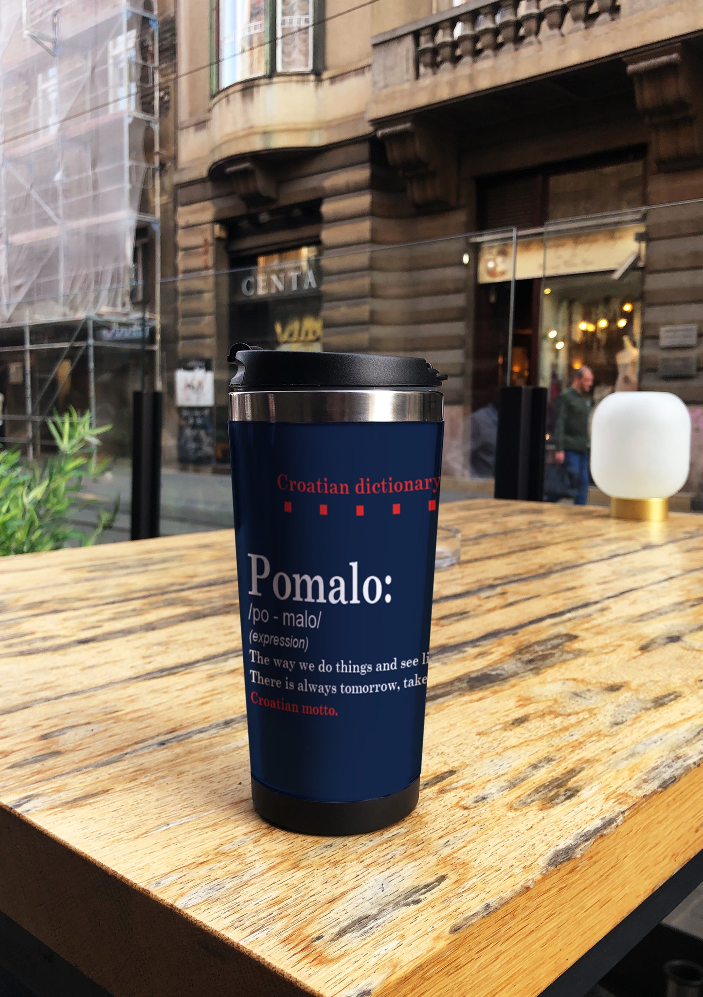 Termosica - Croatian dictionary - Pomalo (plava)