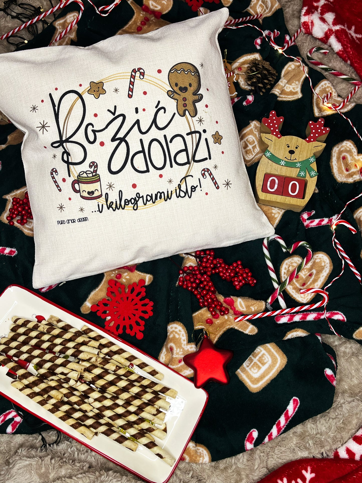 Jastučnica - Božić dolazi...i kilogrami isto