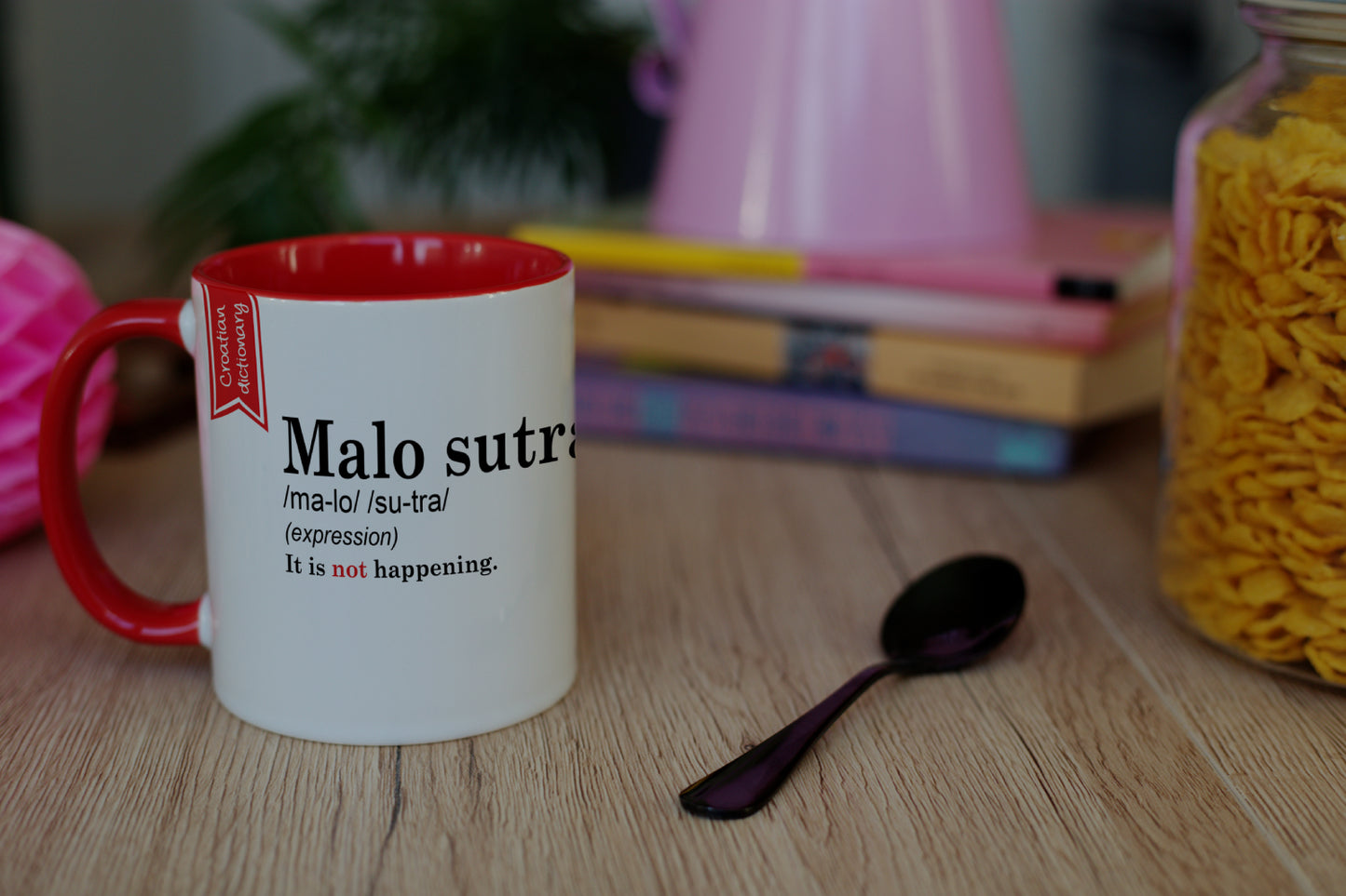 Šalica - Croatian Dictionary - Malo sutra