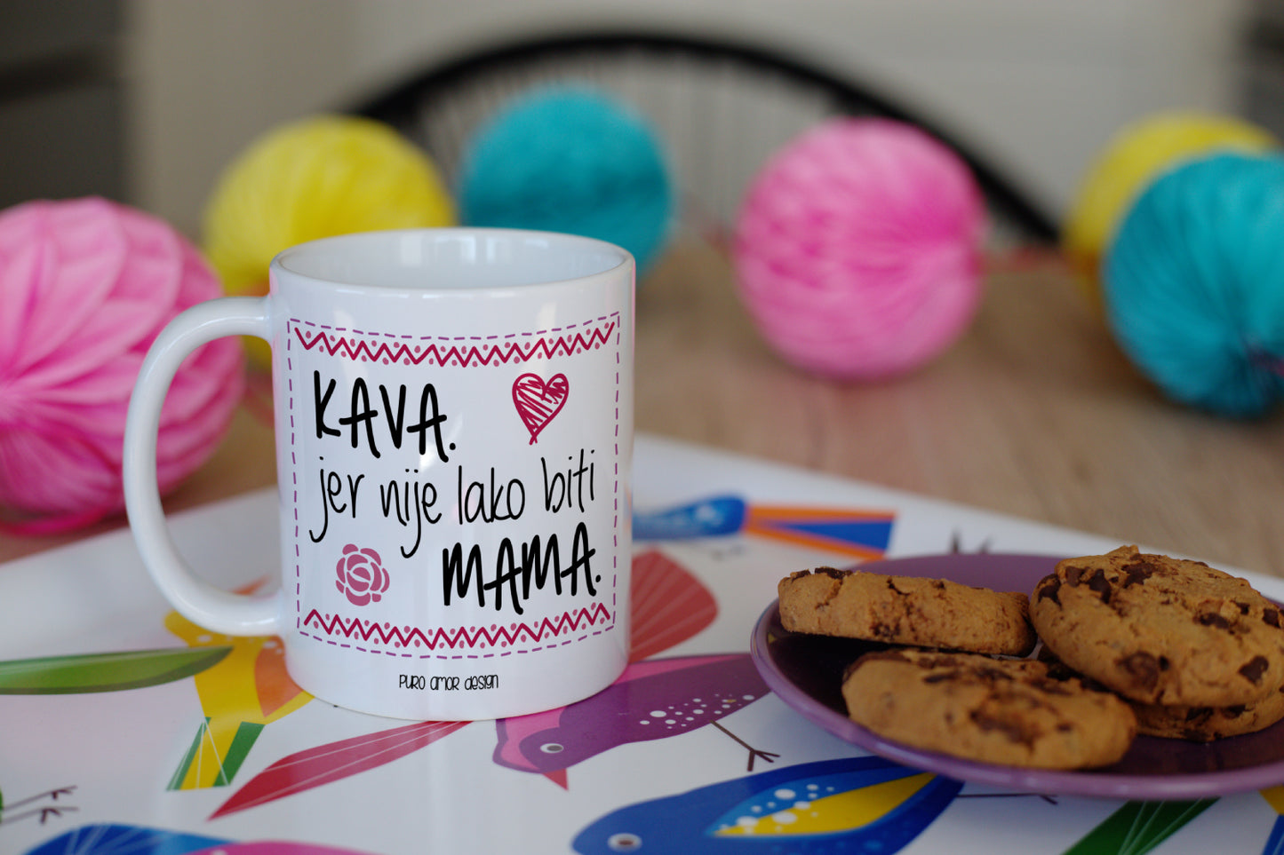 Šalica - Nije lako biti mama (rozi dizajn)
