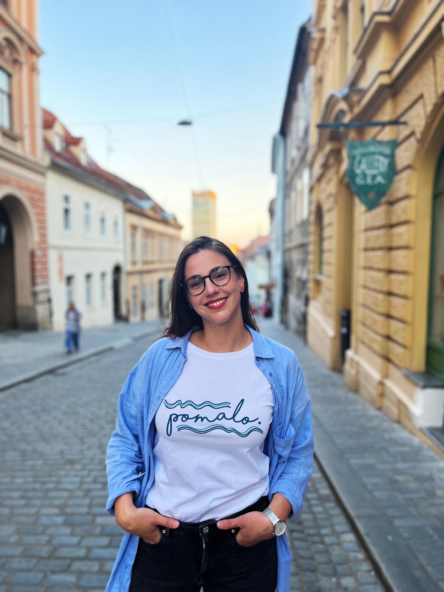 Ženska majica - Pomalo (valovi)